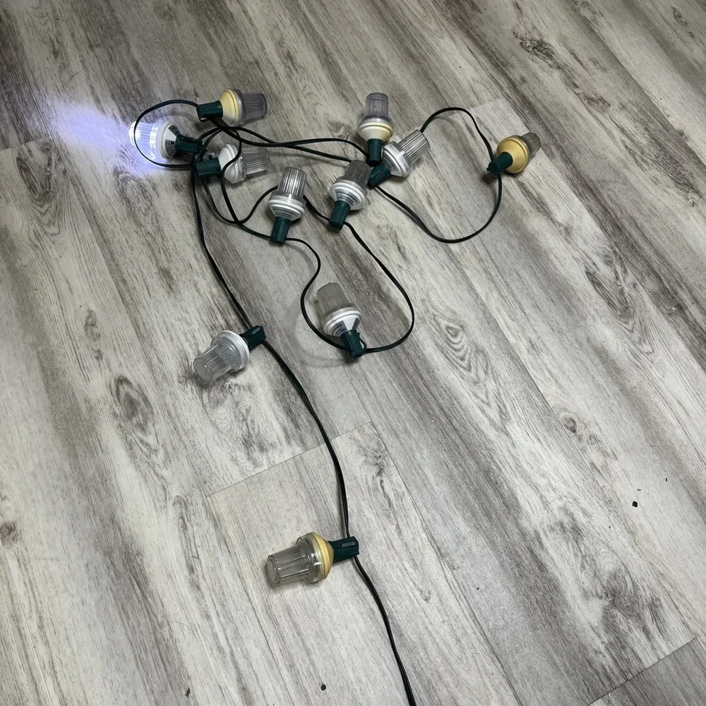 17 Pcs 120v Strobe C9 Christmas Lights Outdoor Waterproof LED Incandescent White